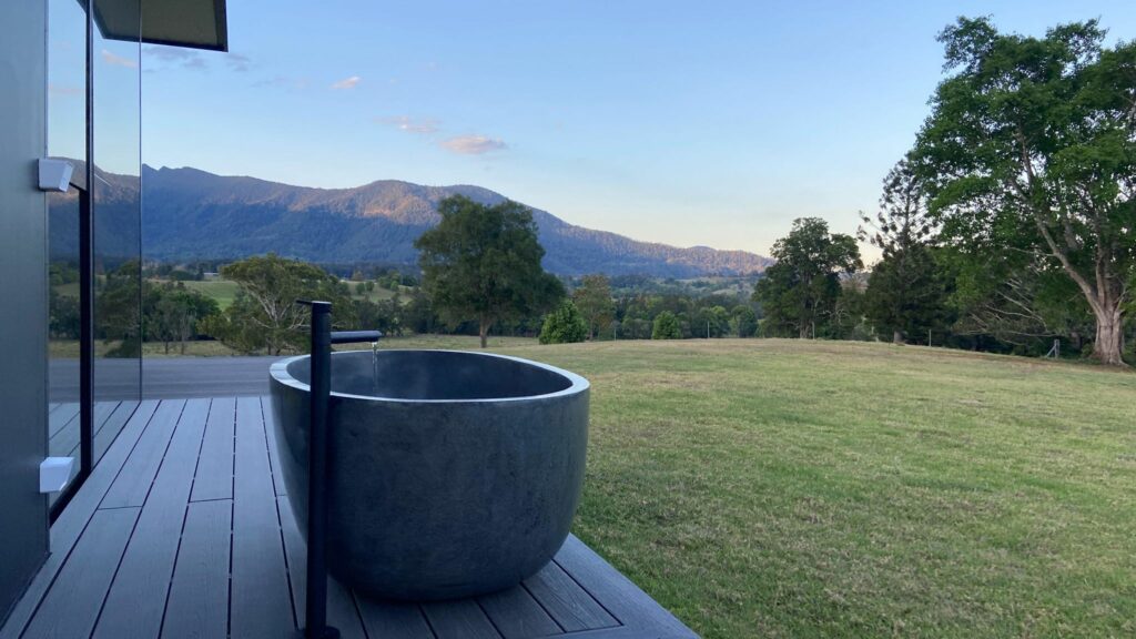 Outdoor bath at Avion Retreat